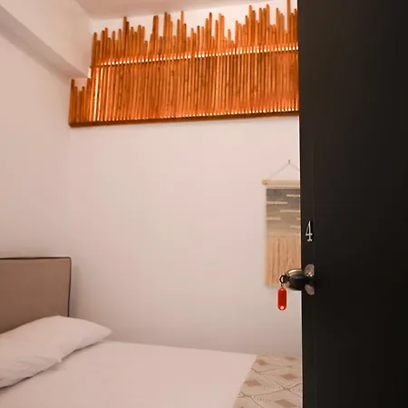 Elia's ゲストハウス Korini